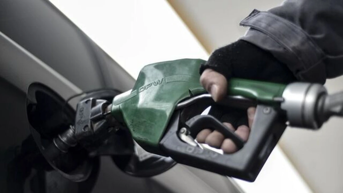 Akaryakıta &Ouml;TV zammı: Benzin, motorin ve LPG&rsquo;ye yeni artış