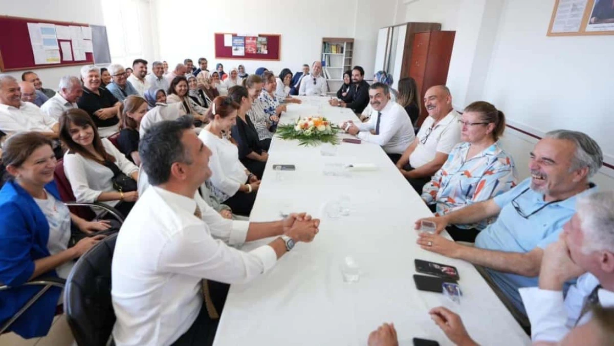 Bakan Tekin&rsquo;den Akademi Giriş Sınavı Adaylarına Mesaj