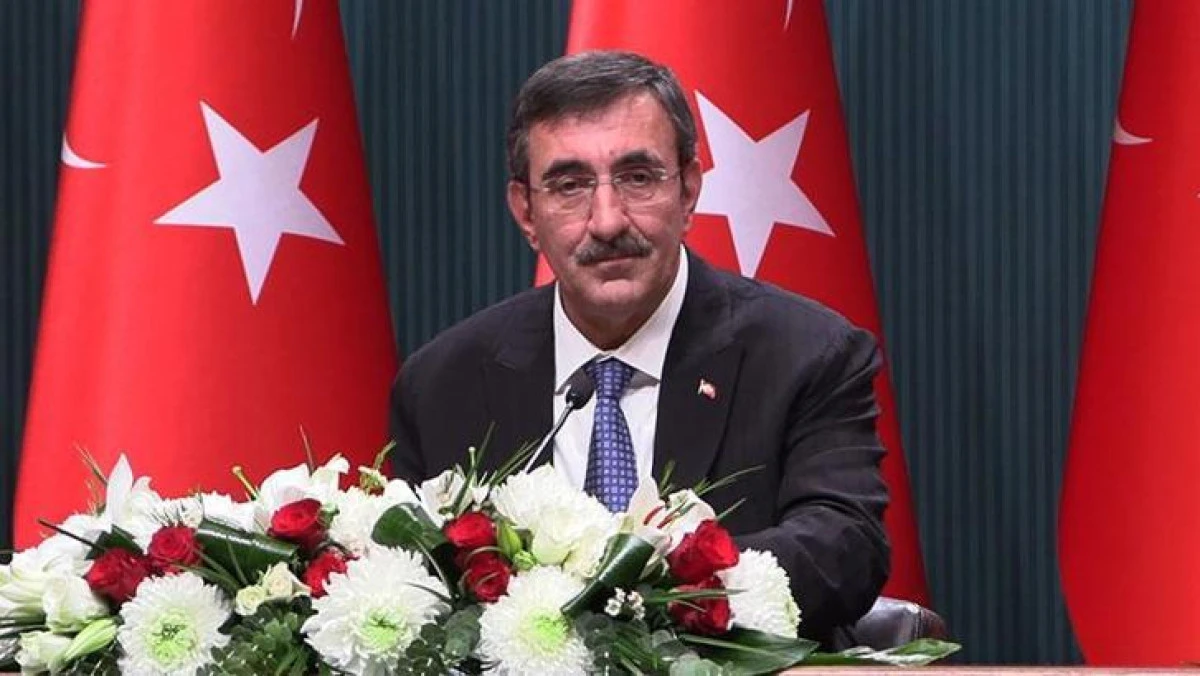 Cevdet Yılmaz: B&uuml;y&uuml;me verileri, ekonomideki kararlılığımızı g&ouml;steriyor