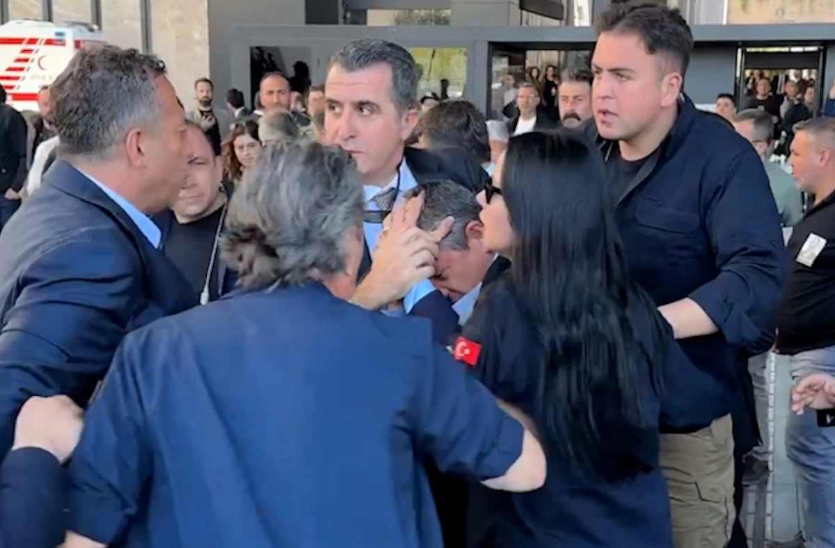 Erdoğan, &Ouml;zg&uuml;r &Ouml;zel&rsquo;i arayıp ge&ccedil;miş olsun dileğinde bulundu