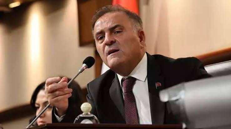 İBB'de başkanvekili Nuri Aslan se&ccedil;ildi