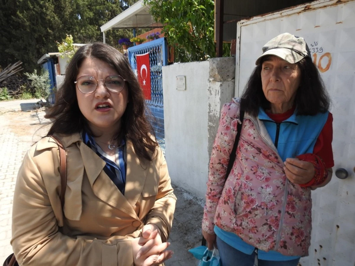 Kardeşi imzalattı, evsiz kaldı engelli kadına mahalle sahip &ccedil;ıktı