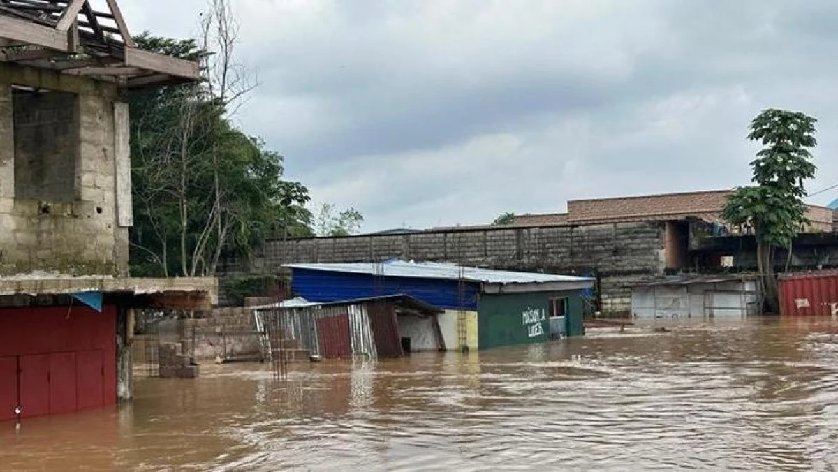 KDC Başkenti Kinşasa&rsquo;yı Vuran Sel Felaketinde 29 Kişi Yaşamını Yitirdi