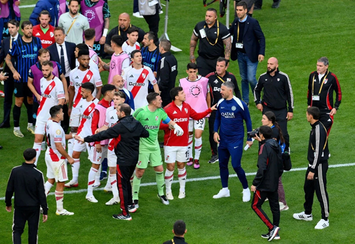 Kul&uuml;pler D&uuml;nya Kupası&rsquo;nda Ortalık Karıştı