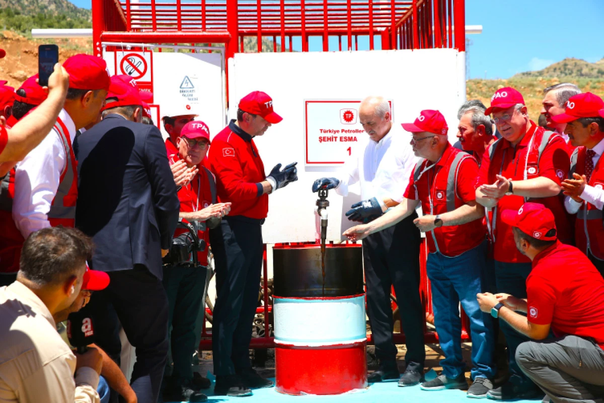 Kurtulmuş, Gabar&rsquo;da petrol akışını yerinde takip etti