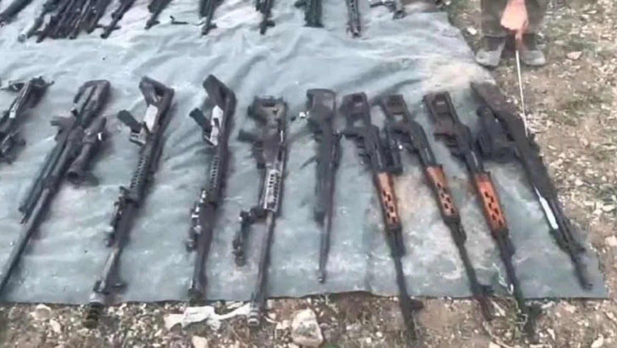 MSB Pen&ccedil;e-Kilit&rsquo;te Mağarada &Ccedil;ok Sayıda Silah ve M&uuml;himmat Ele Ge&ccedil;irildi