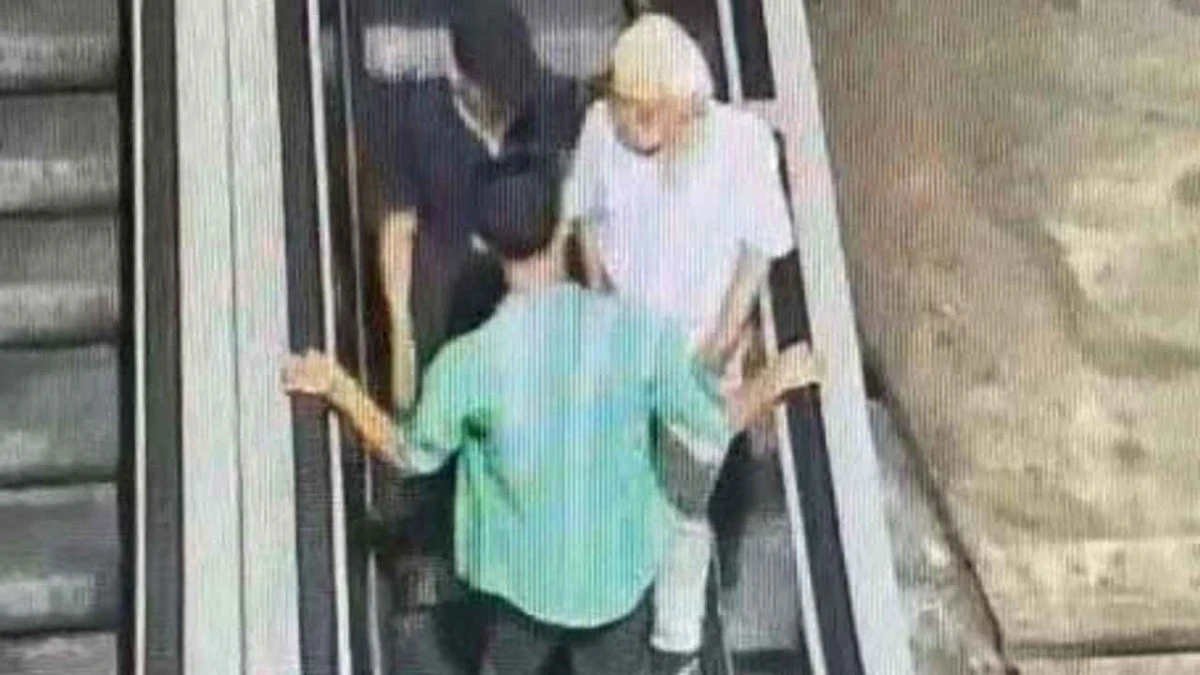 Yaşlı Adamı Boğazını Sıkıp Gaspettiler, Ş&uuml;pheliler Yakalandı