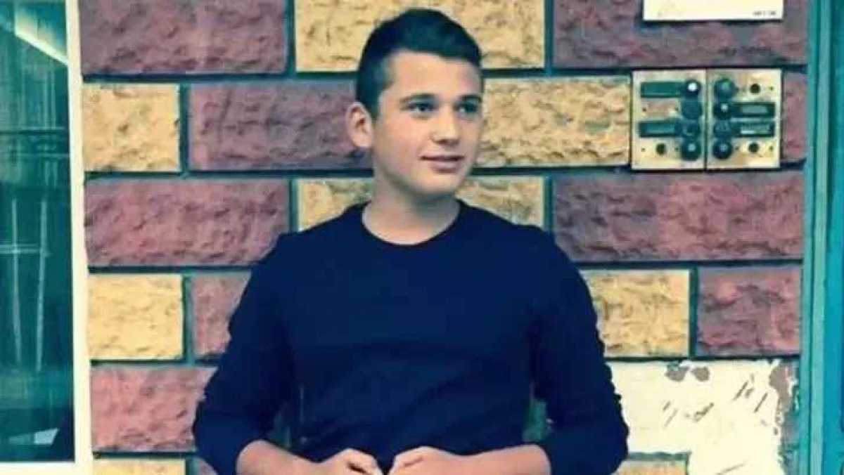 Zonguldak Ereğli&rsquo;de Bı&ccedil;aklı Kavga: 1 &Ouml;l&uuml;, 1 Yaralı